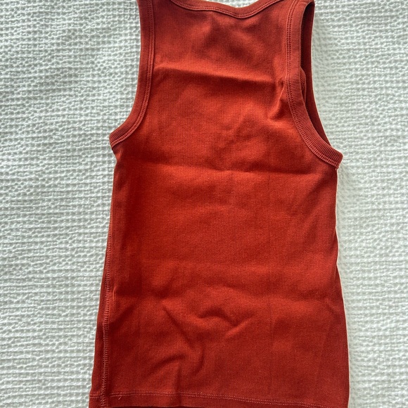 Zara Ribbed Tank Top - Picture 2 of 3